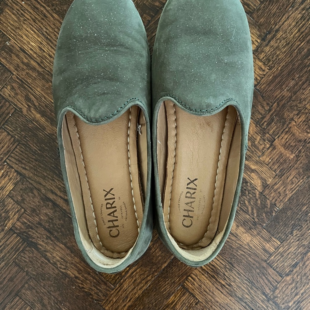Charix Women’s Olive Green Slip on Leather Shoes size 37 or 7 US